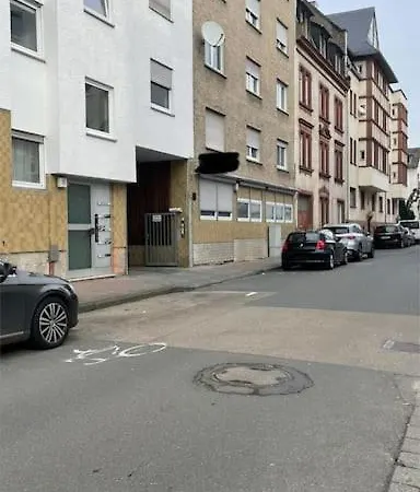 Apartment Near Frankfurt Airport & Messe Frankfurt am Main